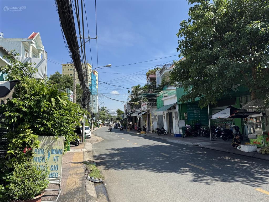 Bán nhà mt kd trương văn thành  5.2 x 25 = 130m2. 11.5 tỷ