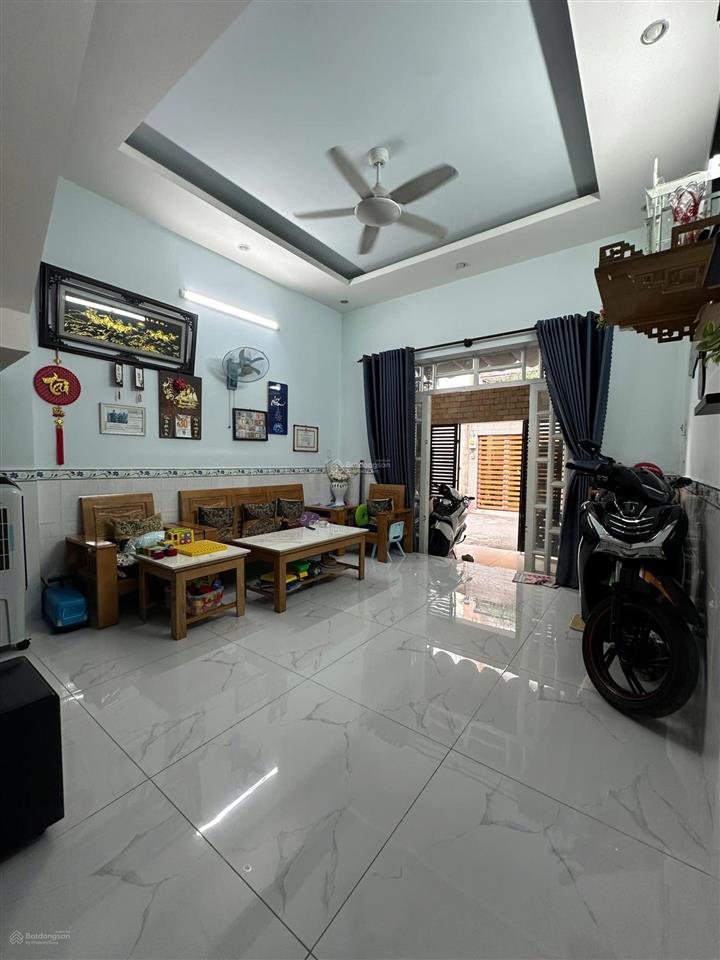 Bán nhà hxh ngay đình phong phú  lê văn việt  4 x 14 = 56m2 thổ cư