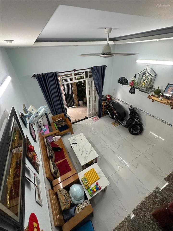 Bán nhà hxh ngay đình phong phú  lê văn việt  4 x 14 = 56m2 thổ cư