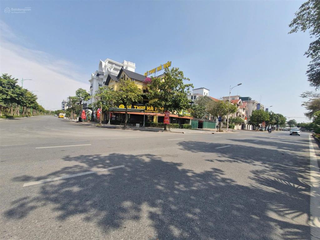 Bán đất tư đình cổ linh, long biên, 100m2, giá 28.8 tỷ, phân lô ô tô tránh kinh doanh đầy tiềm năng