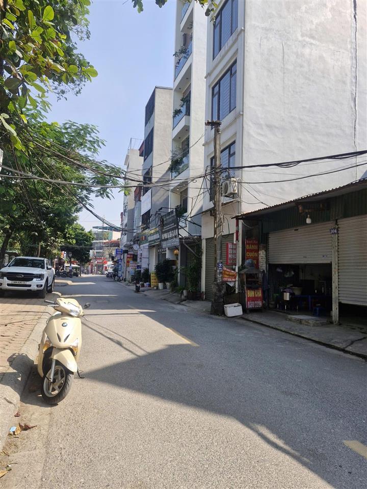 Bán đất mặt phố ngọc trì, thạch bàn, 111m2, mt 7.2m, giá 27 tỷ, ô tô tránh, kinh doanh, ngay gần hồ