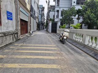 Bán đất thạch bàn, vũ đình tụng, long biên, 65m2, giá 11.5 tỷ, phân lô, ô tô, gần trường, gần dự án