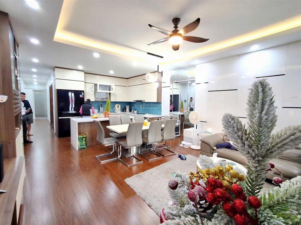 Bán nhà thạch bàn, long biên, 90m2, 6 tầng, 27.5 tỷ, phân lô ô tô tránh vỉa hè thang máy kinh doanh