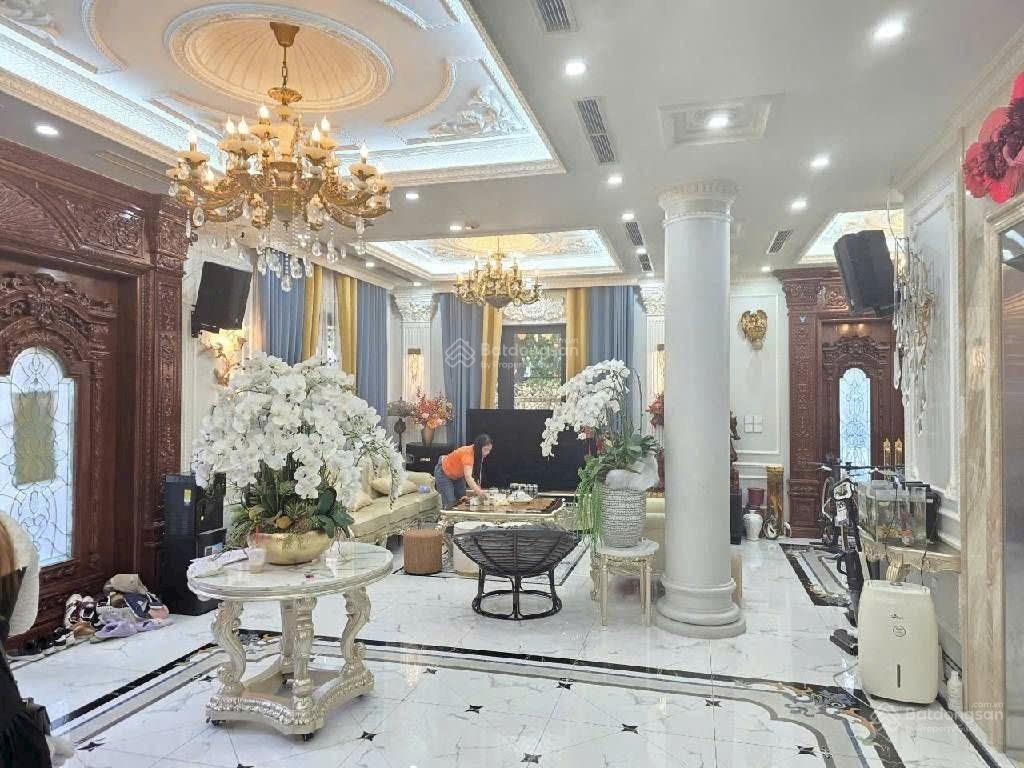 Bán biệt thự việt hưng, bùi thiện ngộ, 250m2, 91 tỷ, lô góc đột phá không gian, phong cách độc đáo