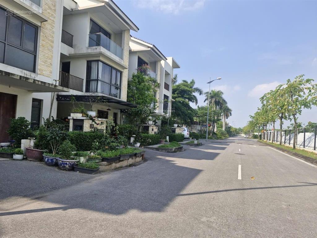 Bán nhà liền kề vũ đình tụng, long biên, 144m2, giá 33.1 tỷ, không gian yên bình văn minh đáng sống
