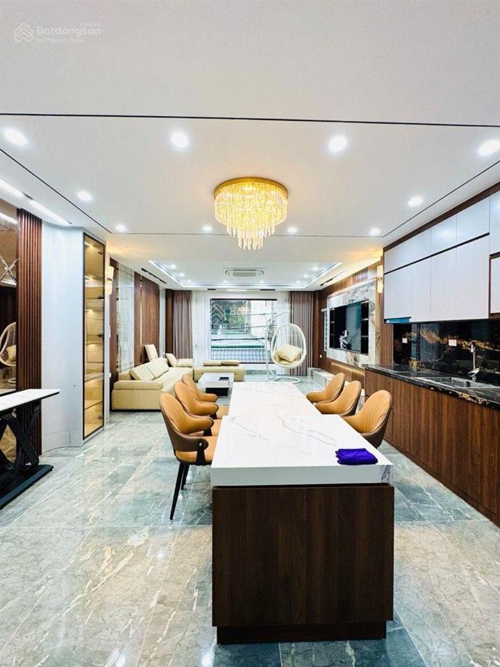 Bán nhà cổ linh, thạch bàn, long biên, 79m2, 7 tầng, giá 21.1 tỷ, lô góc, nội thất đẹp, trung tâm