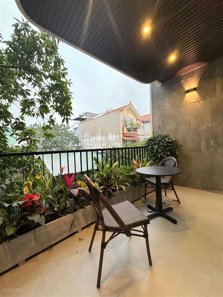 Bán nhà tđc long biên, bát khối, 76m2, 7 tầng, giá 27.9 tỷ, phân lô, ô tô tránh, vỉa hè thang máy