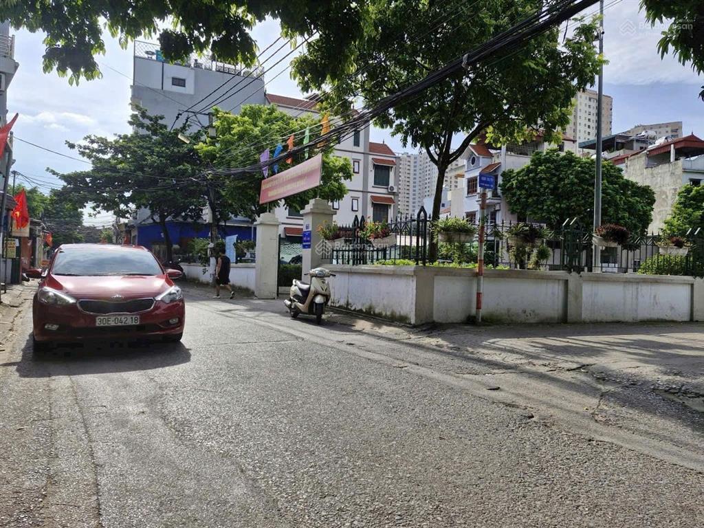 Bán đất ngọc trì, bát khối, 152m2, mt 7.7m, giá 36.5 tỷ, ô tô tránh, vỉa hè, thông kinh doanh