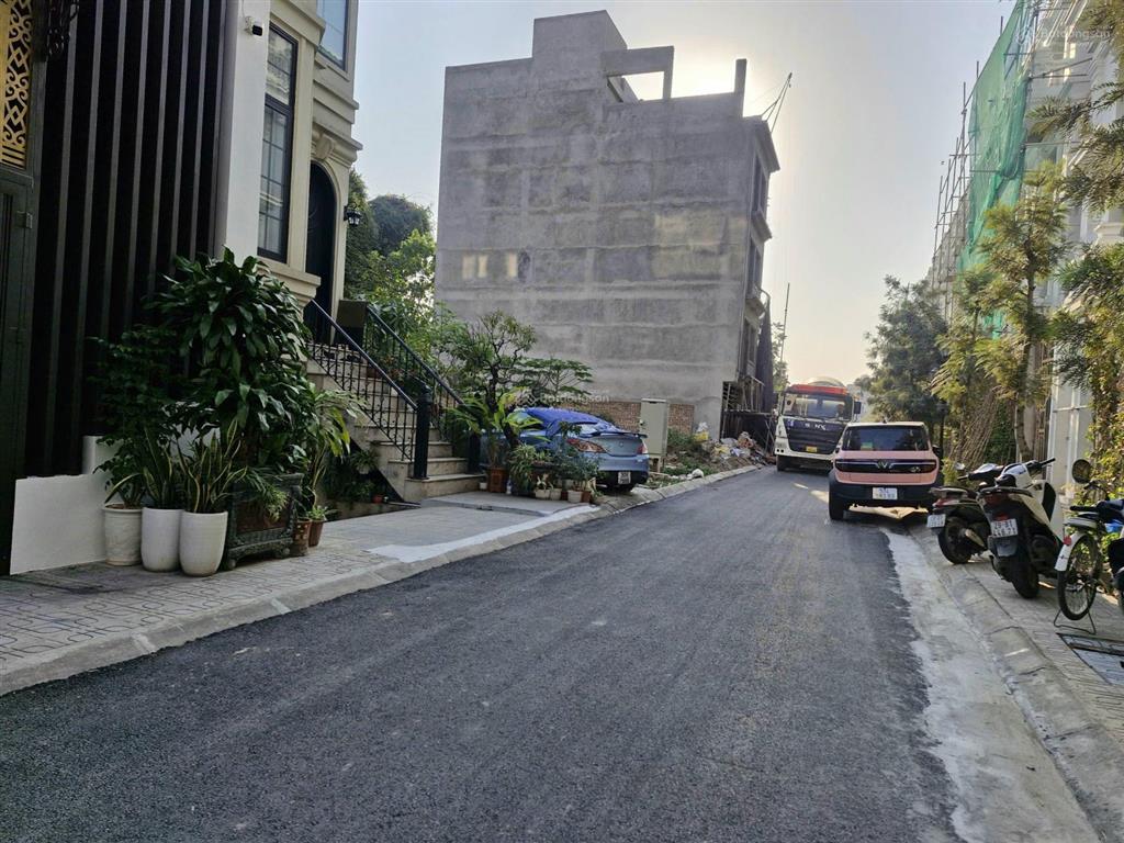 Bán đất tđc tư đình him lam, long biên, 175m2, mt10m, giá 55 tỷ, phân lô ô tô tránh vỉa hè 2 thoáng