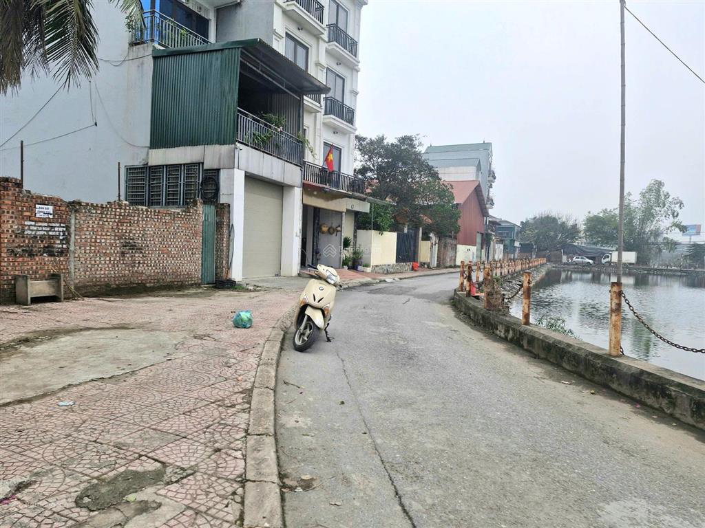 Bán đất hoa động, cự khối long biên, 86m2, giá 11,3 tỷ, phân lô ô tô tránh vỉa hè view hồ tuyệt đẹp