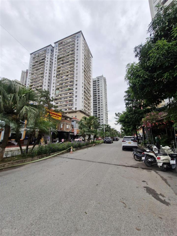 Bán biệt thự văn khê, hà đông, 210m2, 4 tầng, giá 59 tỷ, lô góc trung tâm kinh doanh dòng tiền đỉnh