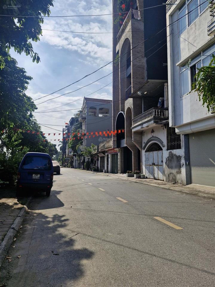 Bán đất đàm quang trung, long biên, 83m2, giá 25,5 tỷ, phân lô, ô tô tránh, vỉa hè, kinh doanh