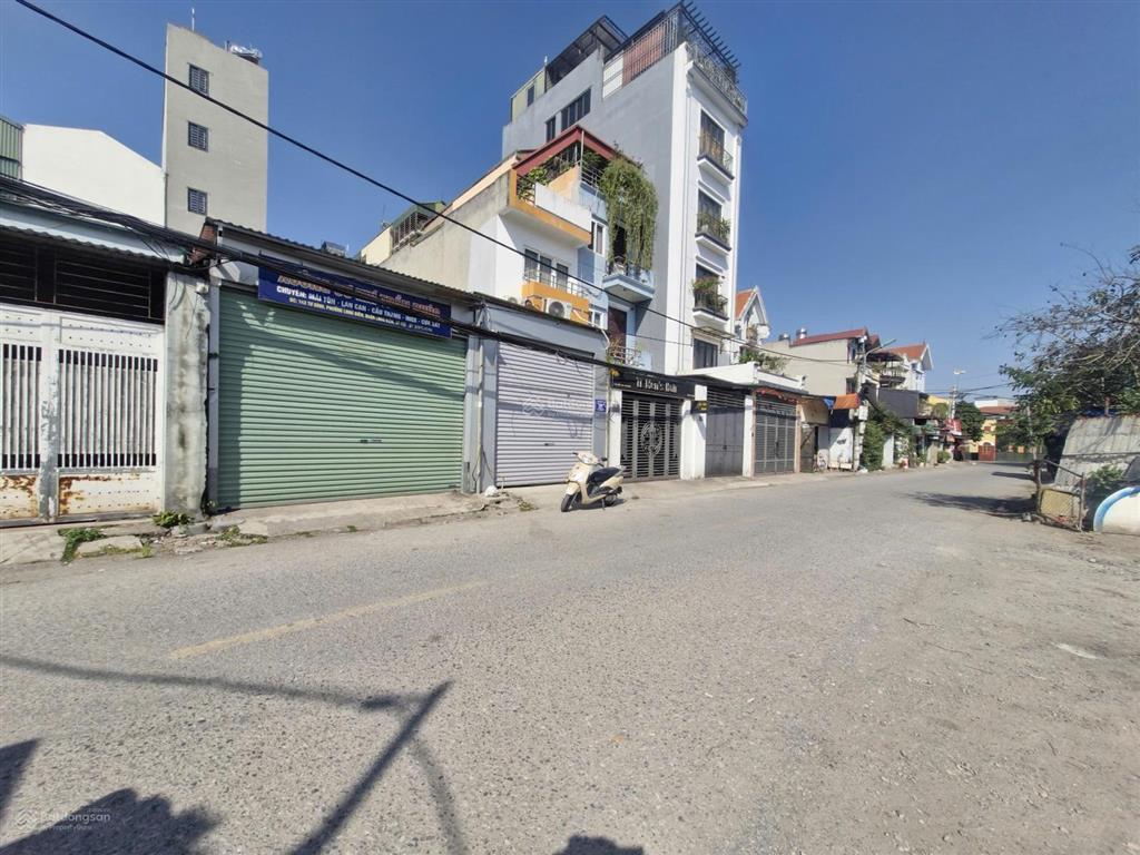 Bán đất mặt phố tư đình, long biên, 100m2, giá 27 tỷ, kinh doanh sầm uất, tiềm năng lớn chờ cầu thđ