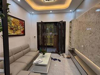 Nằm giữa ba đình tây hồ cầu giấy nhà mới đón tết nội thất đầy đủ ngõ thông kinh doanh