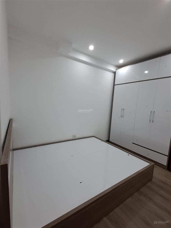 Chỉ 3.78 tỷ bán gấp chung cư ct1a1 linh đàm  45m2  2n2vs sổ đỏ cầm tay full nội thất