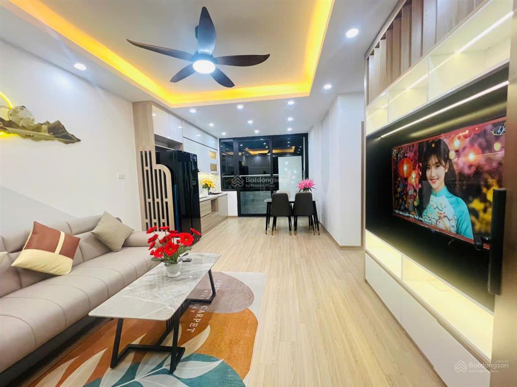 Chỉ 4.82 tỷ căn hộ 69m2 3pn 2vs kđt linh đàm sổ đỏ chính chủ