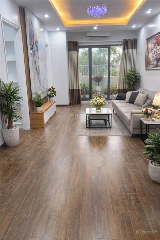 Bán chung cư ct3 tây nam linh đàm 65m2 giá 4,4 tỷ sổ đỏ chính chủ