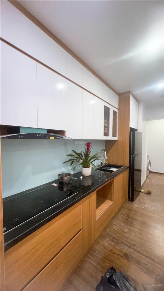 Bán chung cư ct3 tây nam linh đàm 65m2 giá 4,4 tỷ sổ đỏ chính chủ