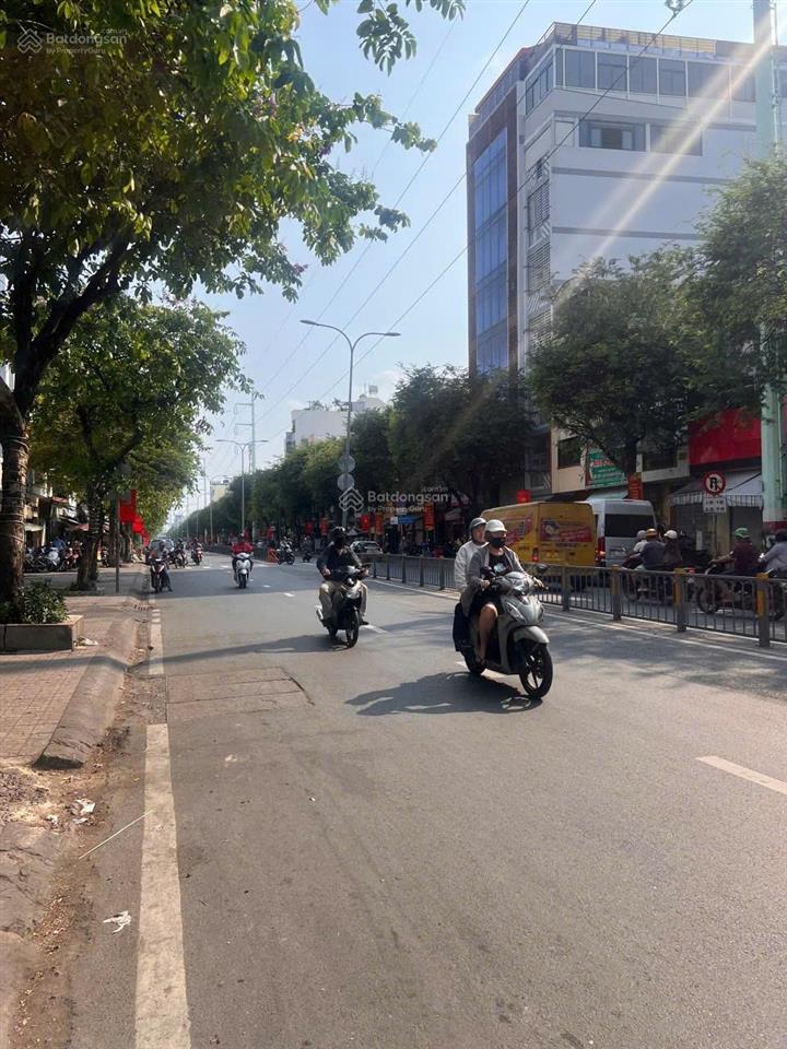 Bán nhà mt minh phụng f10 q11 8x14 đang cho thuê 40tr giá 36 tỷ còn tl