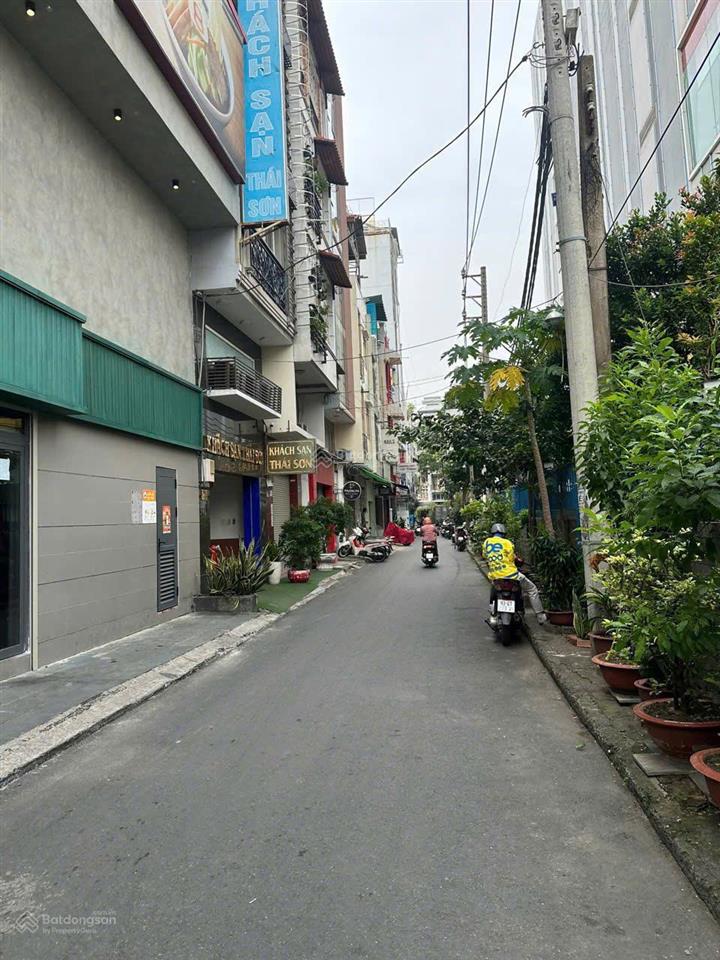 Bán nhà sư vạn hạnh ngay vạn hạnh mall q10, 3.8x12m, 4 tầng, 11 tỷ 5 tl