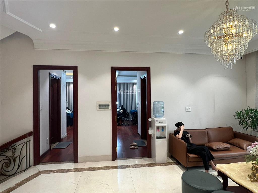 Bán biệt thự tân bình f7 7x20 3 lầu st nhà mới đầy đủ nội thất khu dân trí cao 30t5 tl
