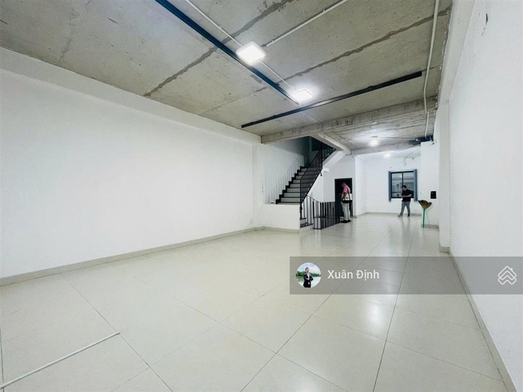 Bán gấp nhà phố lakeview city 5x20m 1 trệt 3 lầu hoàn thiện hướng nam chỉ 20,5 tỷ hđmb