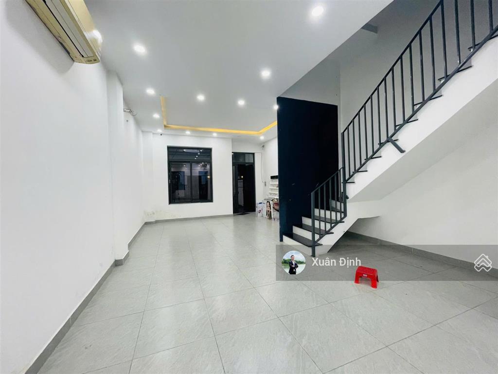 Bán gấp nhà phố lakeview city 5x20m 1 trệt 3 lầu hoàn thiện hướng nam chỉ 20,5 tỷ hđmb