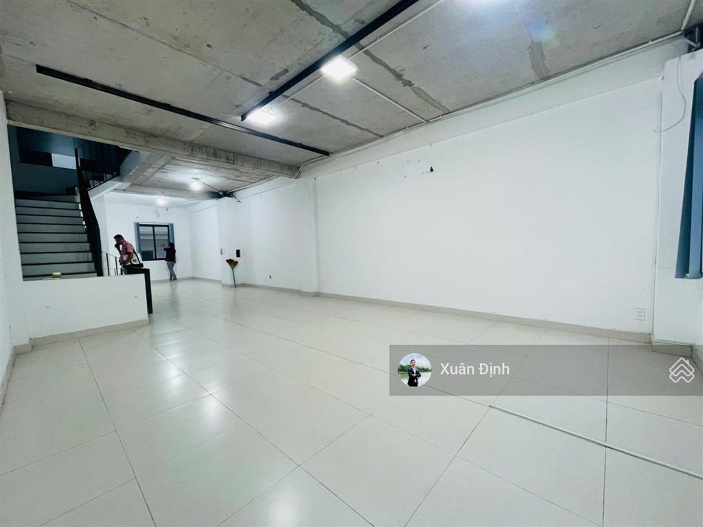 Bán gấp nhà phố lakeview city 5x20m 1 trệt 3 lầu hoàn thiện hướng nam chỉ 20,5 tỷ hđmb