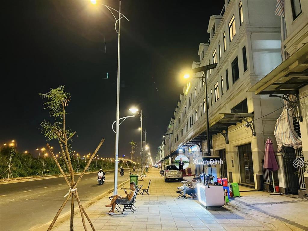 [bán cặp] shophouse song hành lakeview q2, 10x20m, 1t 1lửng 3l, hướng bắc, giá 56 tỷ/cặp