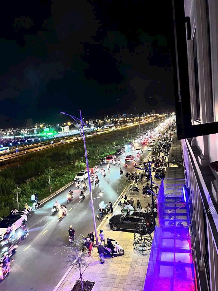 [bán cặp] shophouse song hành lakeview q2, 10x20m, 1t 1lửng 3l, hướng bắc, giá 56 tỷ/cặp