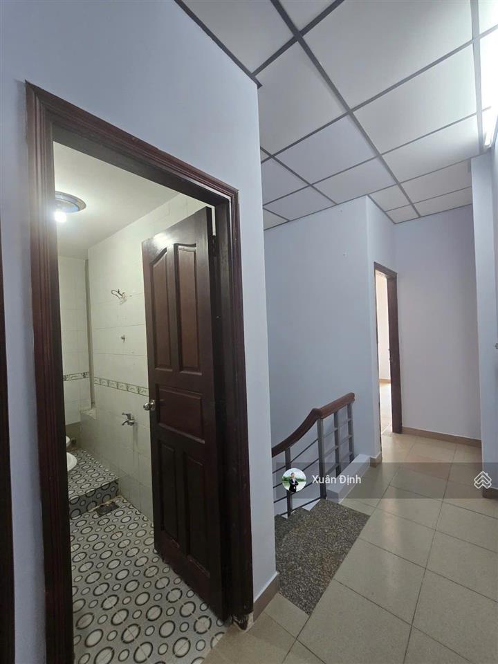 Bán nhà lê văn thịnh quận 2 cũ, 55m2 ngang 4,1m nở hậu 4,8m 2 tầng 2pn 2wc, gần bv, giá 5,8 tỷ shr
