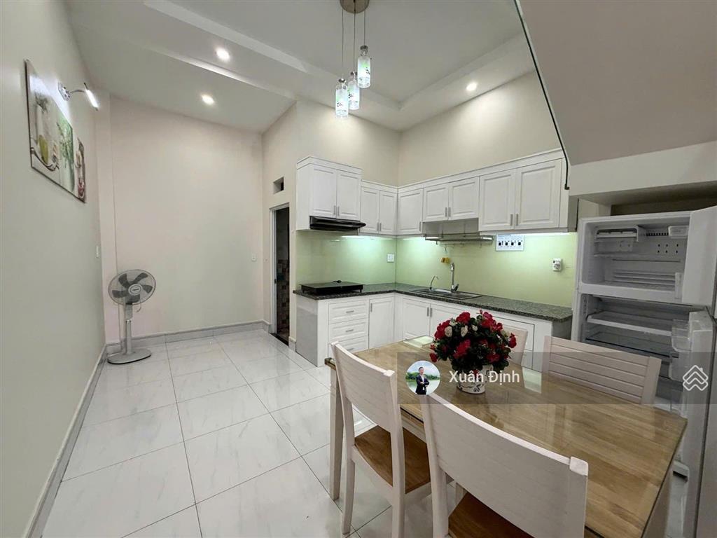 Nhà đẹp bình trưng tây, q2 hẻm 6m ô tô tránh 3 tầng hoàn công sổ chuẩn giá chỉ 7,6 tỷ dọn ở ngay