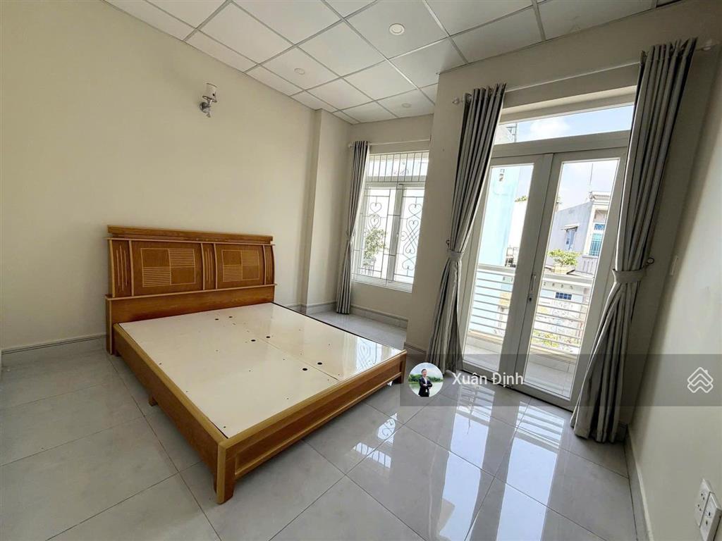 Nhà đẹp bình trưng tây, q2 hẻm 6m ô tô tránh 3 tầng hoàn công sổ chuẩn giá chỉ 7,6 tỷ dọn ở ngay