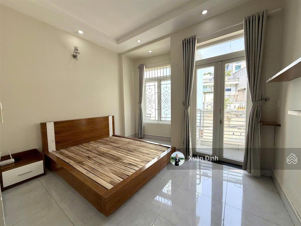 Nhà đẹp bình trưng tây, q2 hẻm 6m ô tô tránh 3 tầng hoàn công sổ chuẩn giá chỉ 7,6 tỷ dọn ở ngay