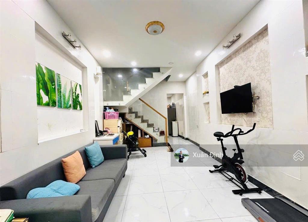 Bán gấp nhà linh tây thủ đức 2 mặt hẻm ô tô thông 51m2 chỉ 4.79 tỷ sổ riêng đẹp ở ngay