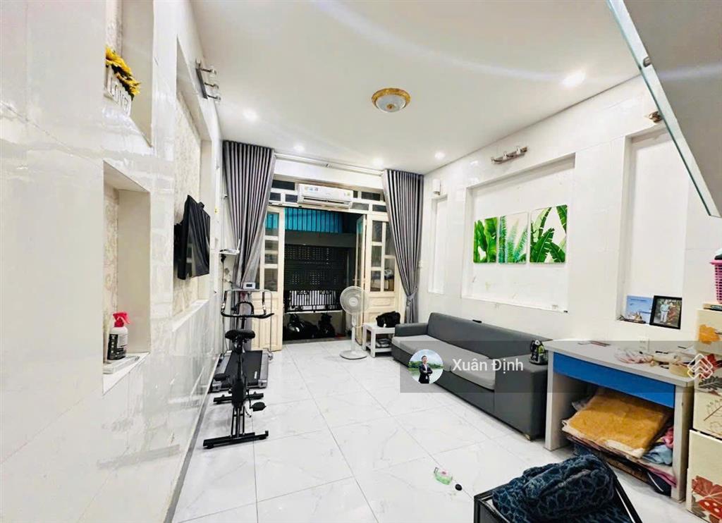 Bán gấp nhà linh tây thủ đức 2 mặt hẻm ô tô thông 51m2 chỉ 4.79 tỷ sổ riêng đẹp ở ngay