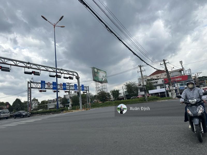 Bán đất tặng nhà 2 tầng mặt tiền đỗ xuân hợp, 490m dòng tiền 80 triệu/tháng. gần global city