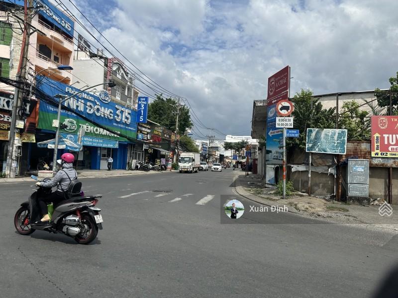 Bán đất tặng nhà 2 tầng mặt tiền đỗ xuân hợp, 490m dòng tiền 80 triệu/tháng. gần global city