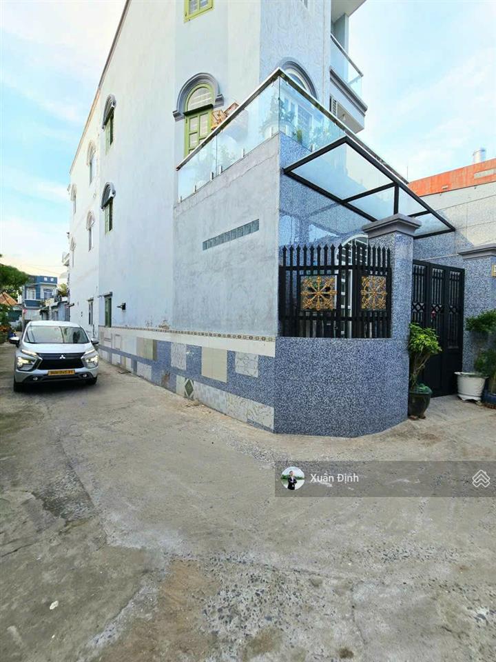 Nhà góc 2 mặt tiền nguyễn duy trinh long trường 64m  ngang 5.6m  3 tầng hoàn công ô tô tới nhà