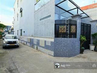 Nhà góc 2 mặt tiền nguyễn duy trinh long trường 64m  ngang 5.6m  3 tầng hoàn công ô tô tới nhà