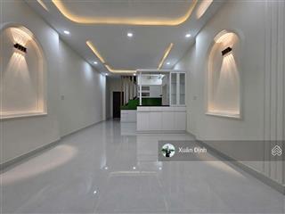 Nhà mặt tiền kha vạn cân 120m2  1 trệt 1 lầu 3pn  chỉ 9.4 tỷ hơn 70tr/m2, sân rộng kinh doanh đẹp