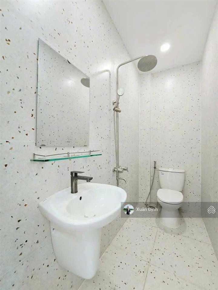 Nhanh mới kịp  nhà phố long trường 50.3m2, 3 tầng, hoàn công đủ ô tô 6m, gần chợ, giá chỉ 4,75 tỷ