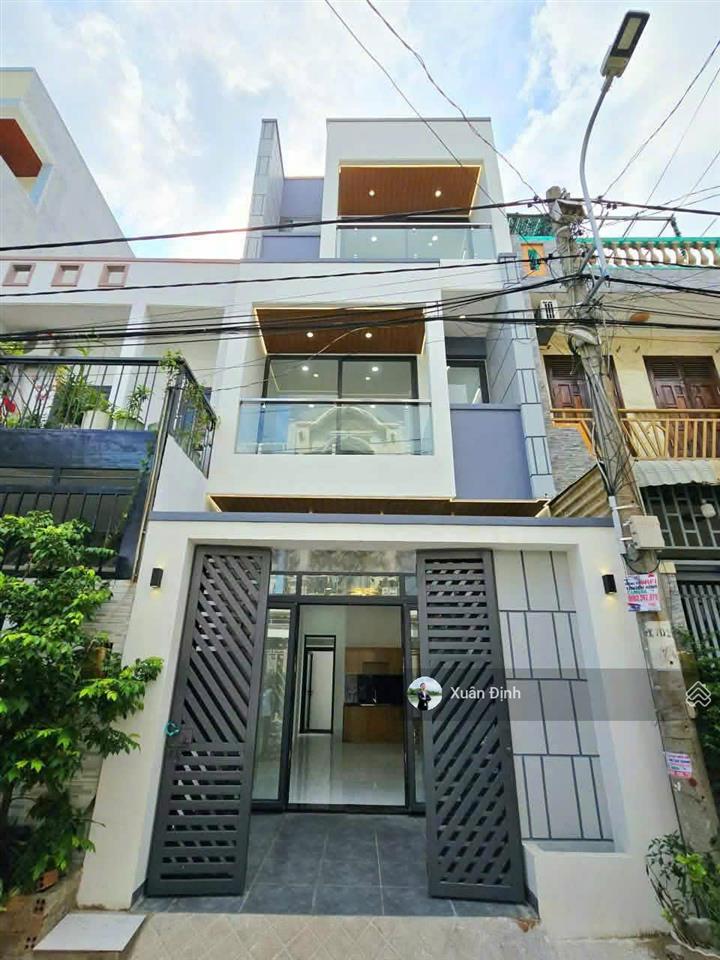 Nhanh mới kịp  nhà phố long trường 50.3m2, 3 tầng, hoàn công đủ ô tô 6m, gần chợ, giá chỉ 4,75 tỷ