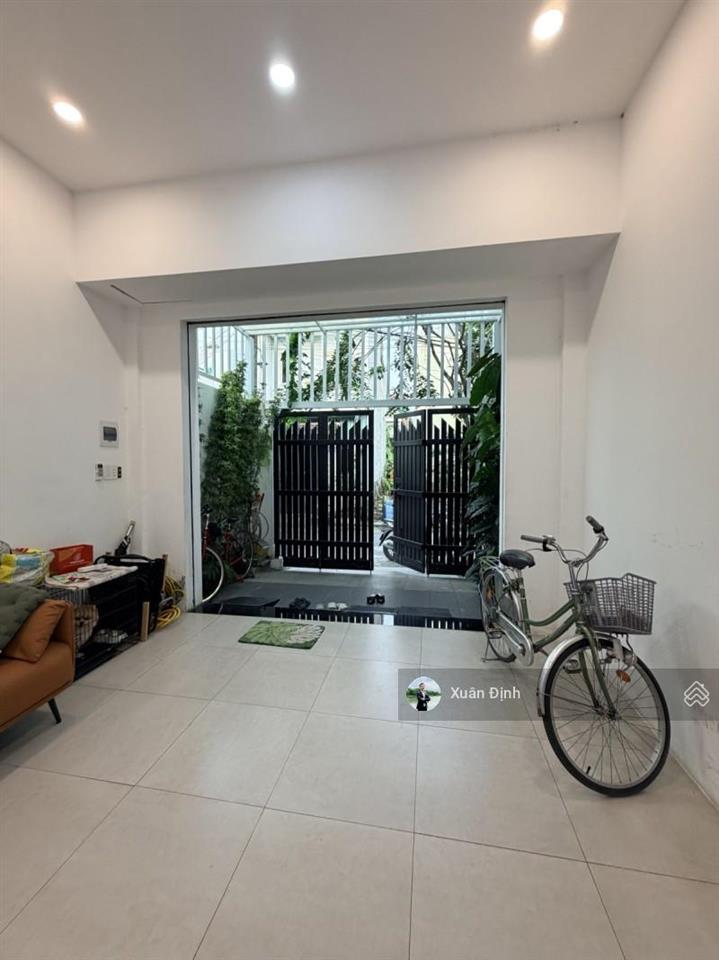 Nhà gò cát, phú hữu 80,1m2 công nhận sổ hồng riêng hoàn công đầy đủ đường rộng 6m, chỉ 6,4 tỷ