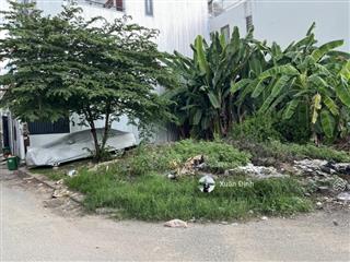 Bán đất kdc long trường thủ đức lô góc 2 mặt tiền 82m2 đối diện kđt đông tăng long  lã xuân oai