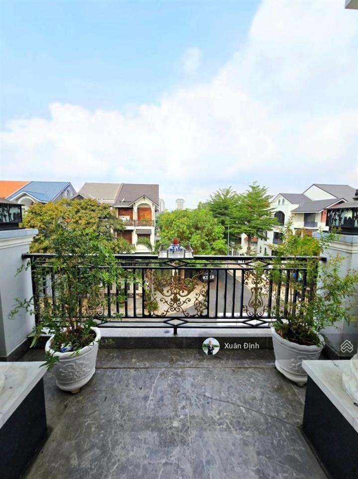 Biệt thự gia hòa phước long b tp thủ đức 160m2 ngang 8m 3 tầng hoàn công đủ đường 16m, giá 19 tỷ
