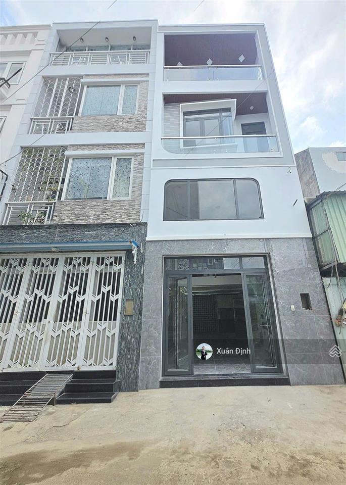 Nhà 4 tầng lã xuân oai 50m2, 4pn 4wc, hoàn thiện mới, đường 6m thông võ văn hát, giá 6,5 tỷ tl