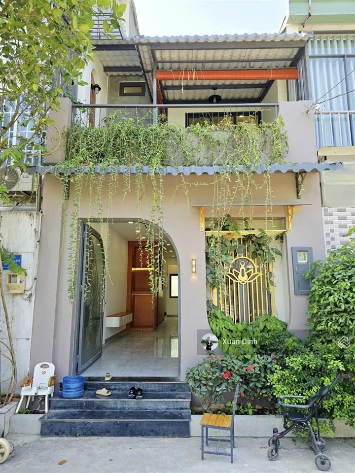 Bán nhà phường long trường quận 9 tp thủ đức giá 4 tỷ 50m2 2 tầng đường ôtô tránh sổ hồng hoàn công