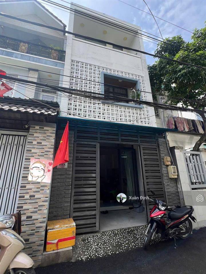 Bán nhà quận 2 cũ bình trưng tây 59m 3 phòng ngủ hẻm ô tô sổ hồng riêng giá 8,6 tỷ