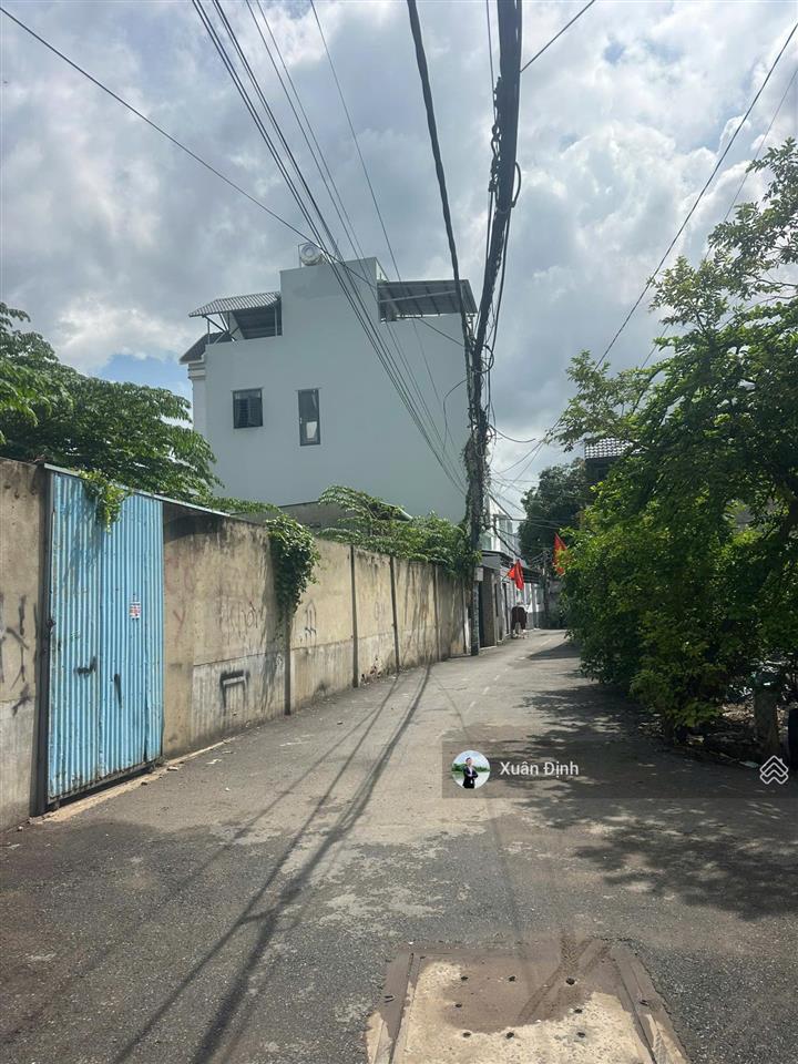 Bán nhà quận 2 cũ bình trưng tây 59m 3 phòng ngủ hẻm ô tô sổ hồng riêng giá 8,6 tỷ